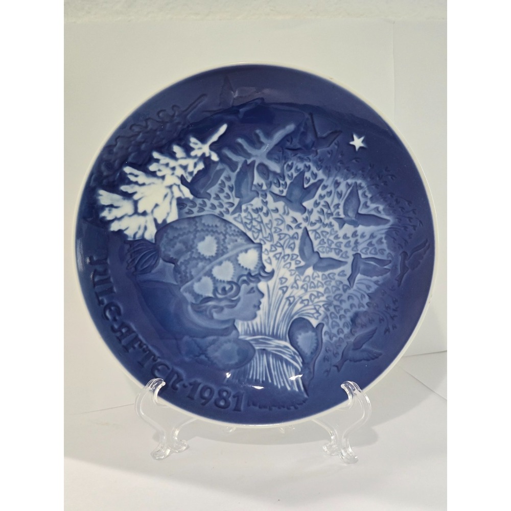 1981 Bing & Grondahl Annual Ceramic Plate - Christmas Peace